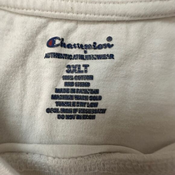 Set of 2 ~ Mens White Tshirts ~ In N Out and Champion ~ size 3XL - Picture 4 of 14